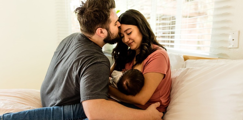 Live Discussion on Breastfeeding After Coming Home from the Hospital class image